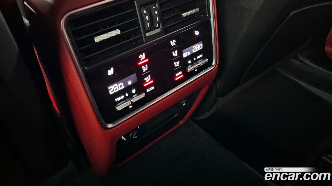 Porsche Cayenne 2023