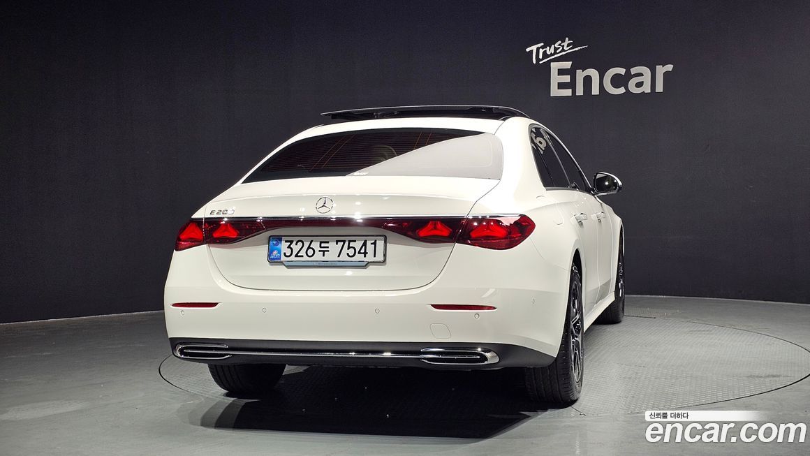 Mercedes-Benz E-Class 2026