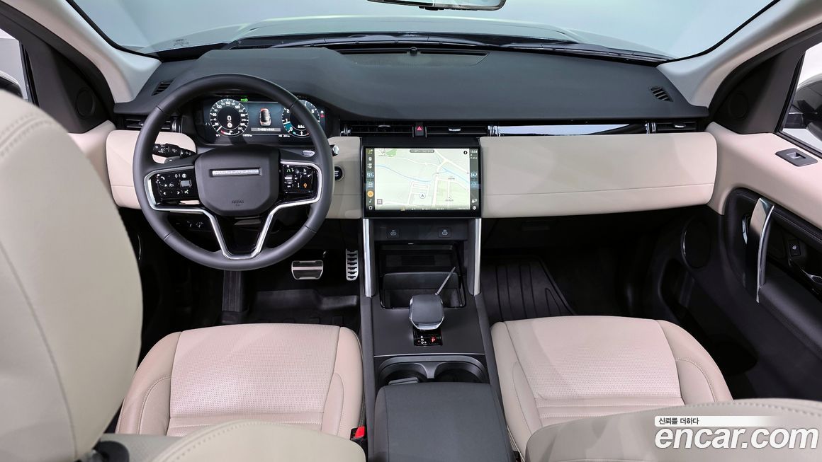 Land Rover Discovery Sport 2025