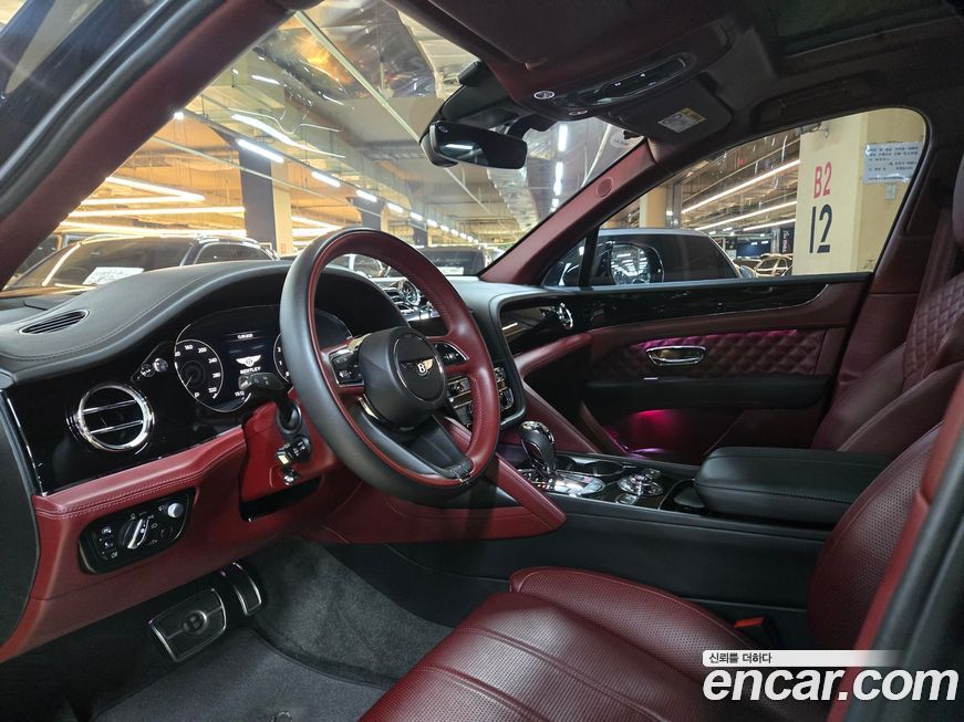 Bentley Bentayga 2021