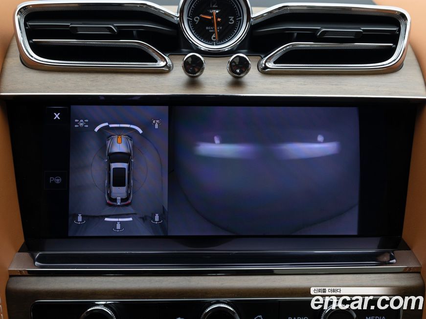 Bentley Bentayga 2024