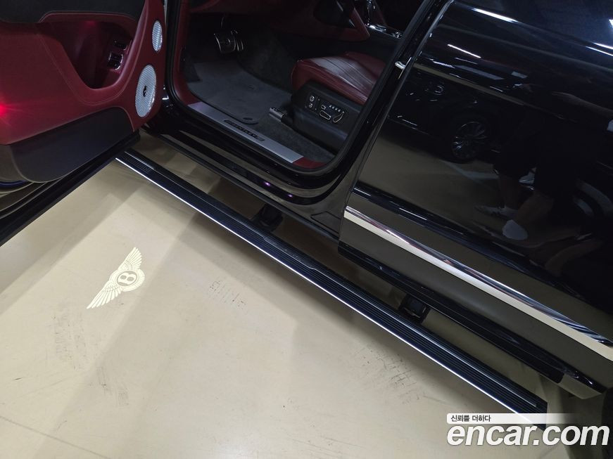 Bentley Bentayga 2021