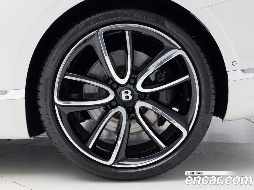 Bentley Continental 2023