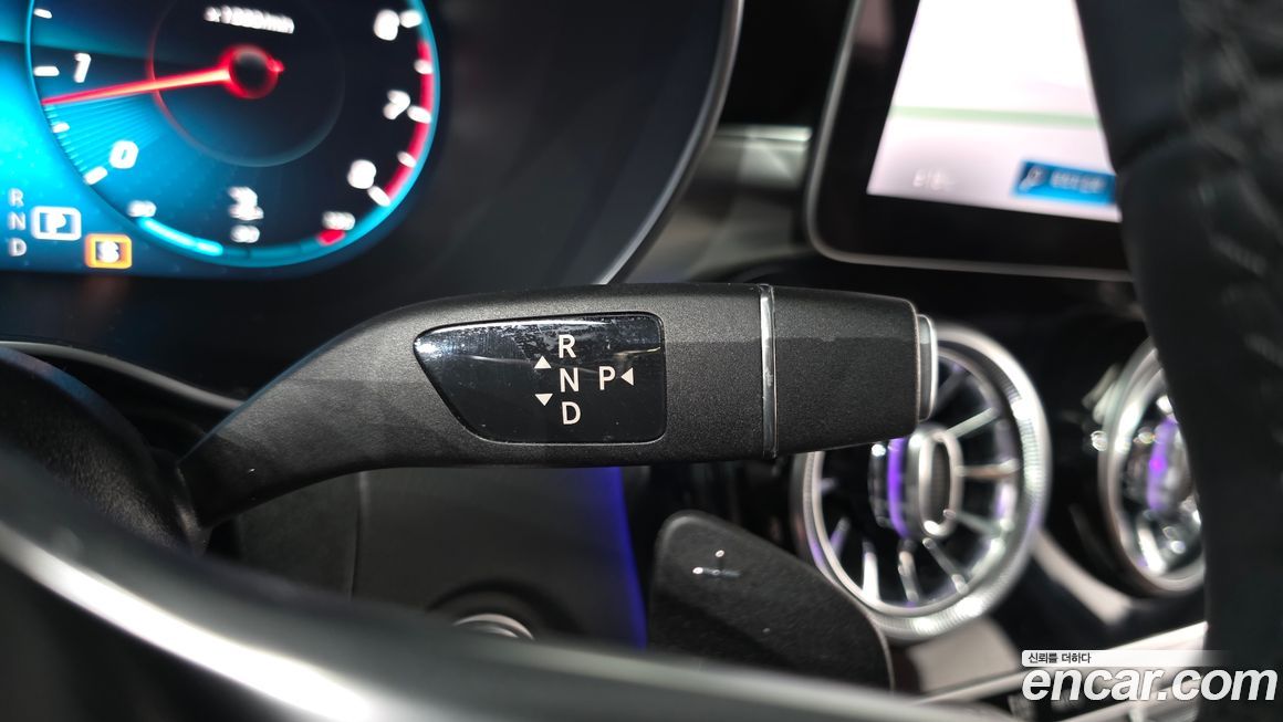 Mercedes-Benz GLC-Class 2020