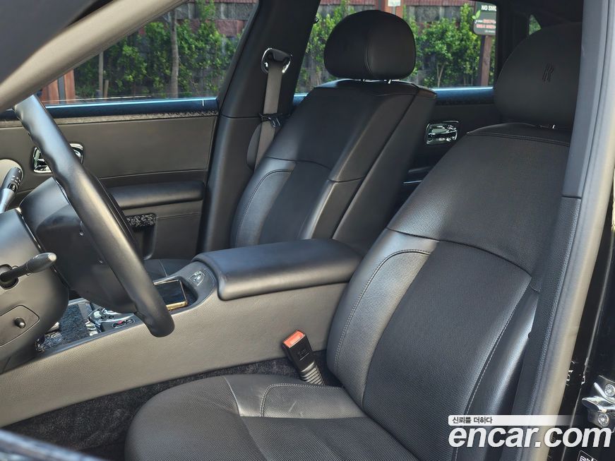 Rolls-Royce Ghost 2013