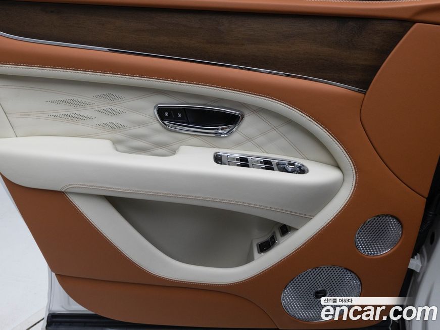 Bentley Bentayga 2024