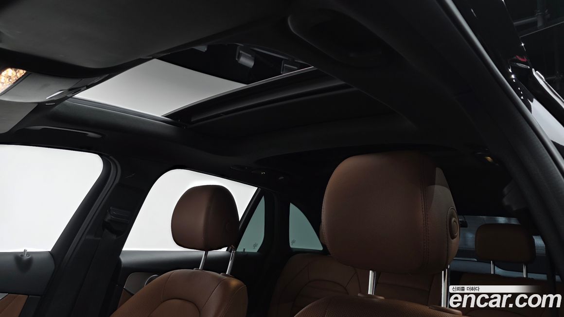 Mercedes-Benz GLC-Class 2020