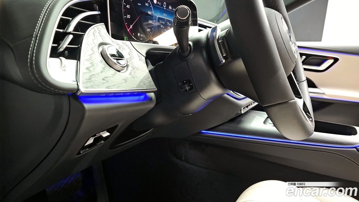 Mercedes-Benz E-Class 2026