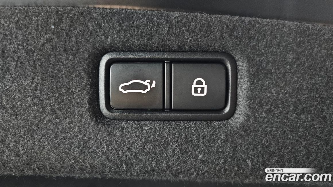 Genesis G90 2020