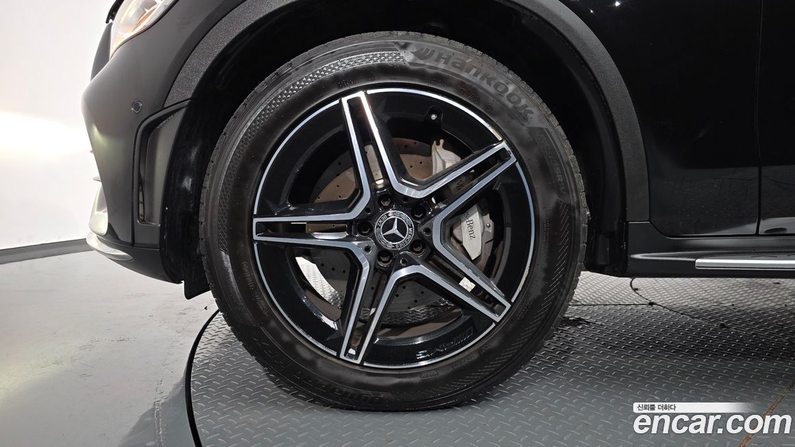 Mercedes-Benz GLC-Class 2020