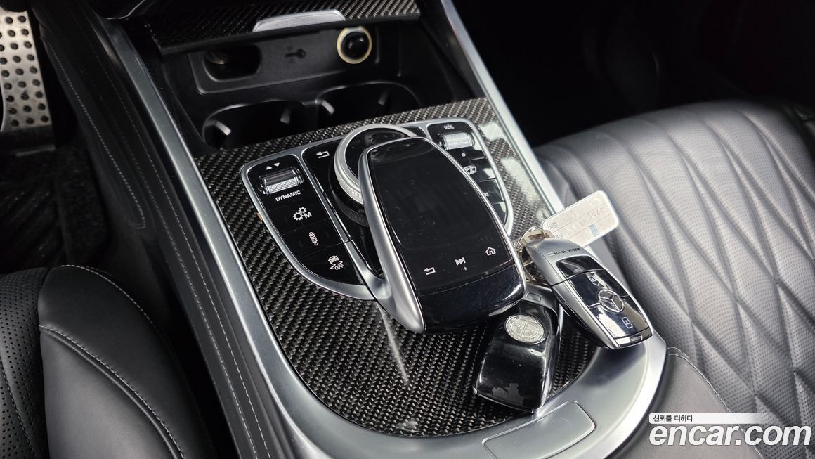 Mercedes-Benz G-Class 2019