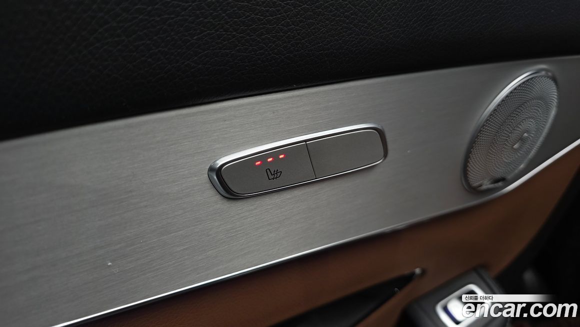 Mercedes-Benz GLC-Class 2020