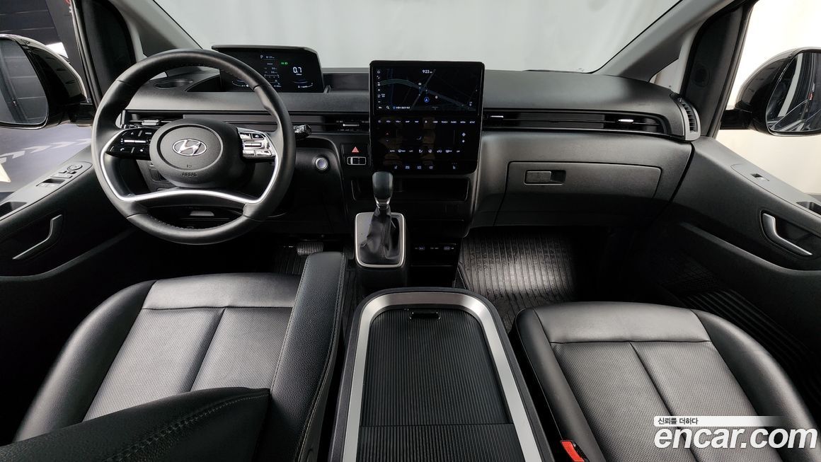 Hyundai Staria 2022