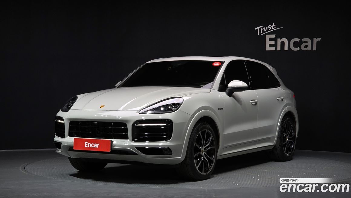 Porsche Cayenne 2022