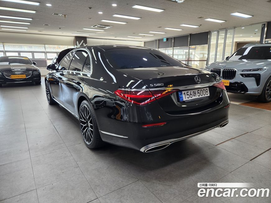 Mercedes-Benz S-Class 2022