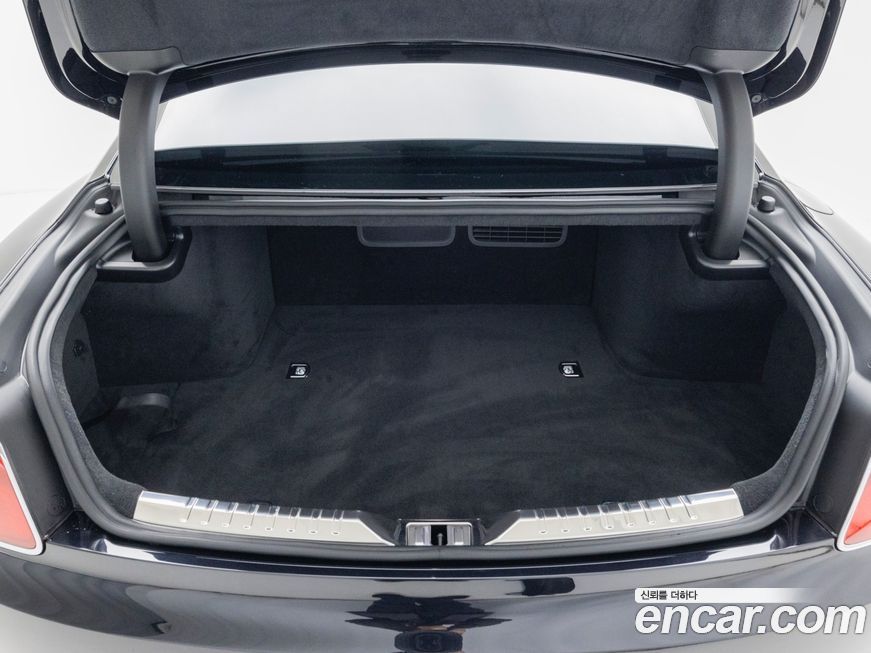 Bentley Flying Spur 2025