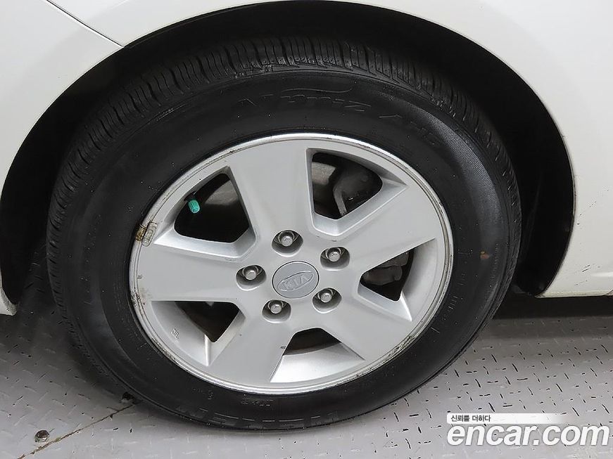 Kia Porte 2012