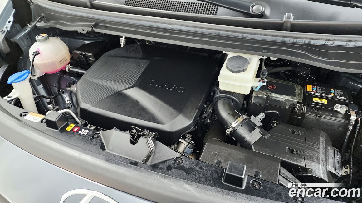 Hyundai Staria 2022