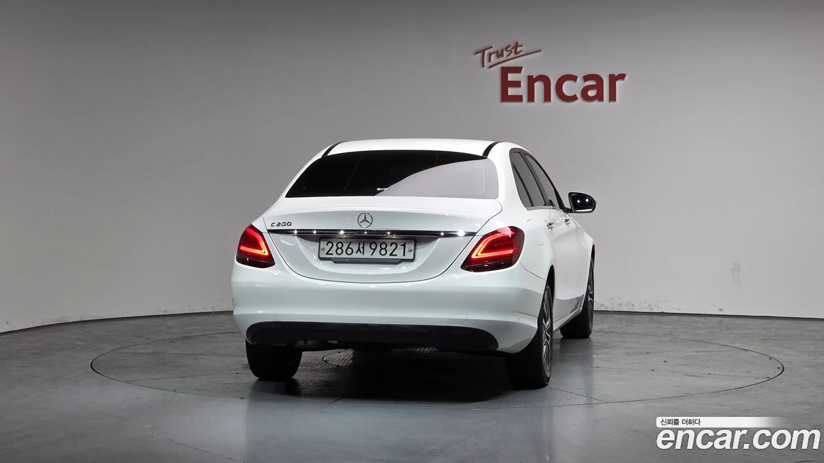 Mercedes-Benz C-Class 2020