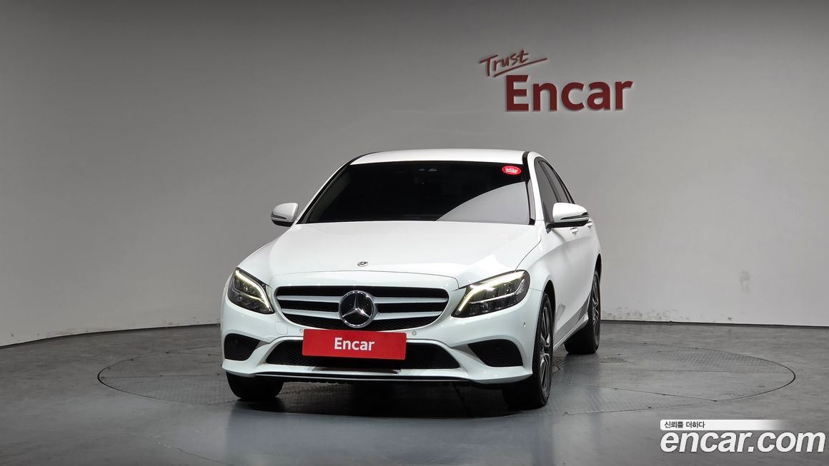 Mercedes-Benz C-Class 2020