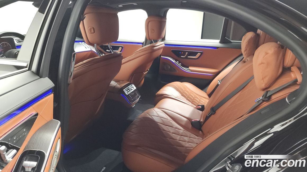 Mercedes-Benz S-Class 2021