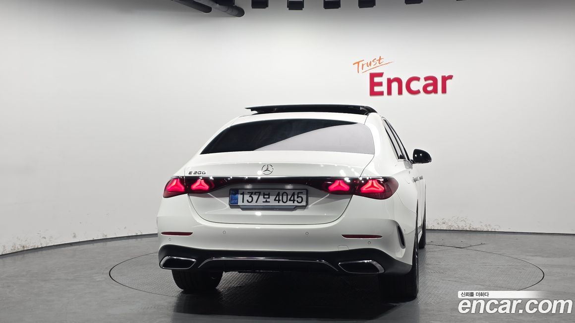 Mercedes-Benz E-Class 2026