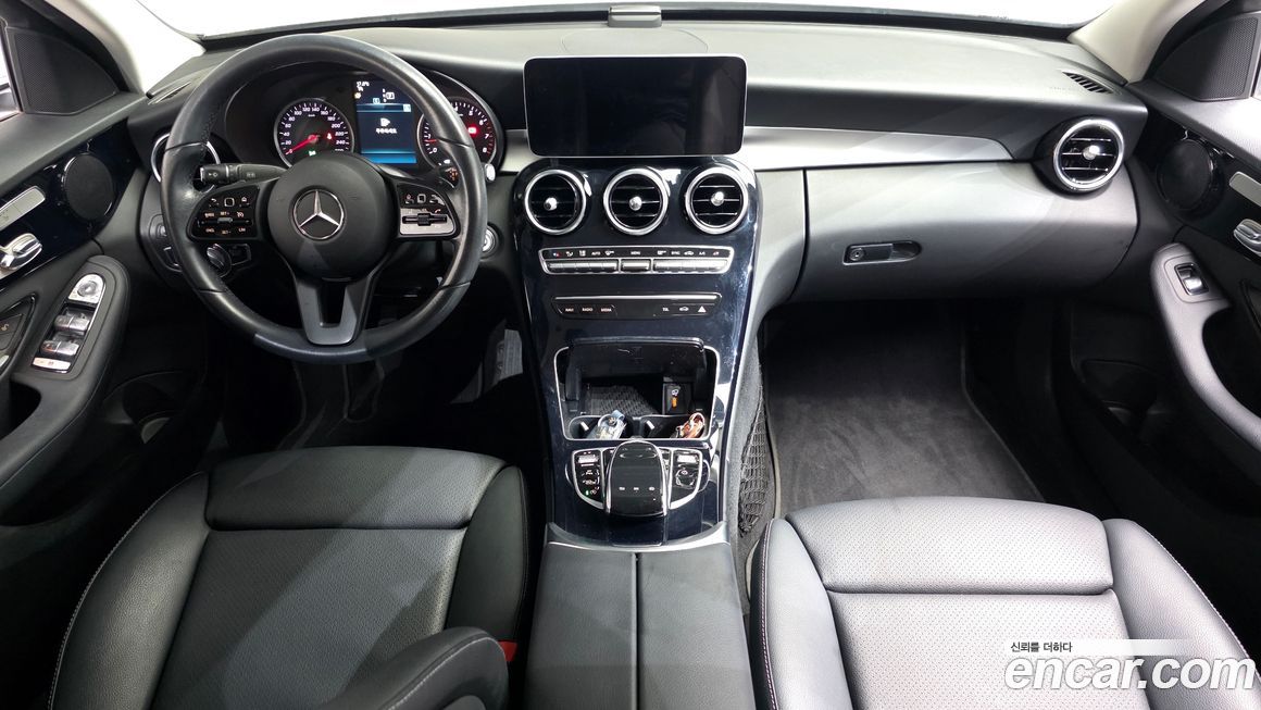 Mercedes-Benz C-Class 2020
