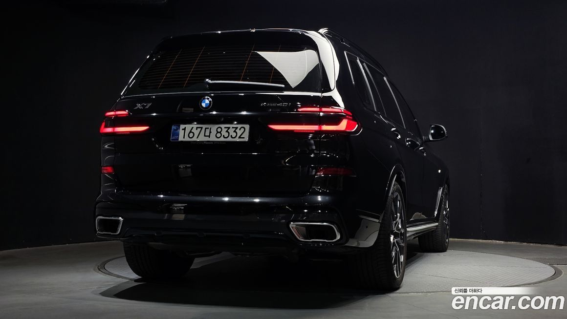BMW X7 2025