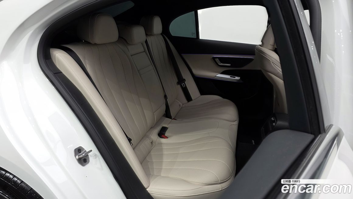 Mercedes-Benz E-Class 2026