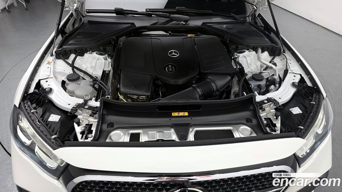 Mercedes-Benz E-Class 2026