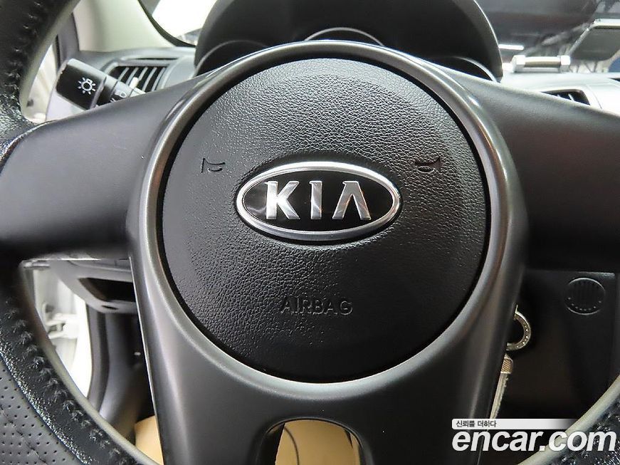Kia Porte 2012