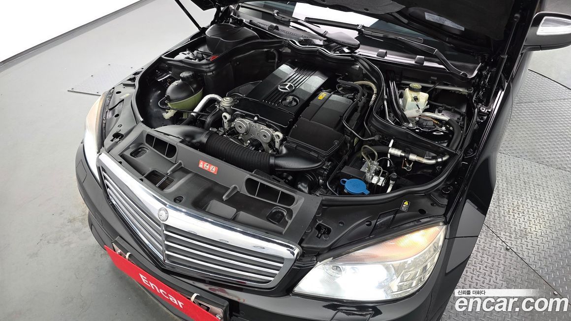 Mercedes-Benz C-Class 2009