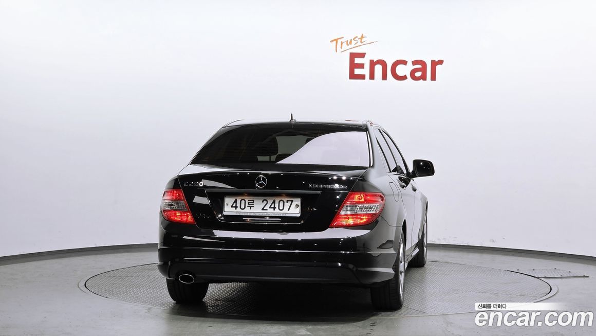 Mercedes-Benz C-Class 2009