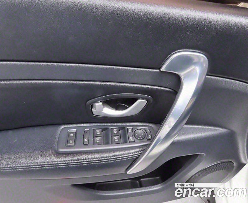 Renault-KoreaSamsung SM5  2011