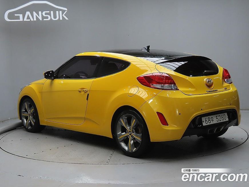 Hyundai Veloster 2012