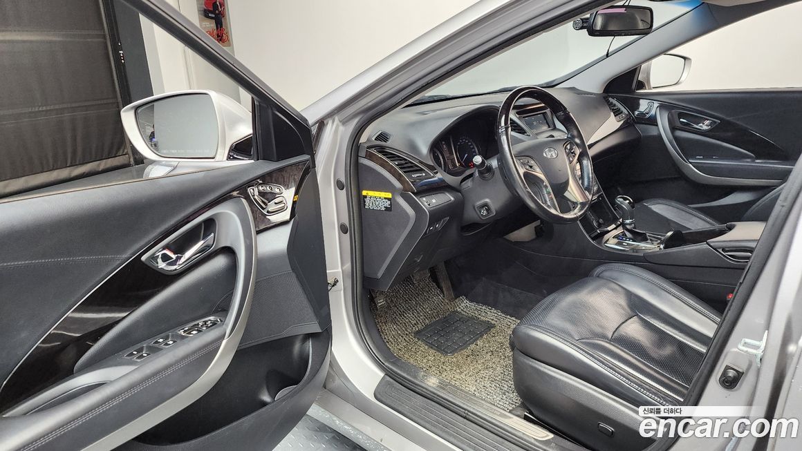 Hyundai Grandeur 2013