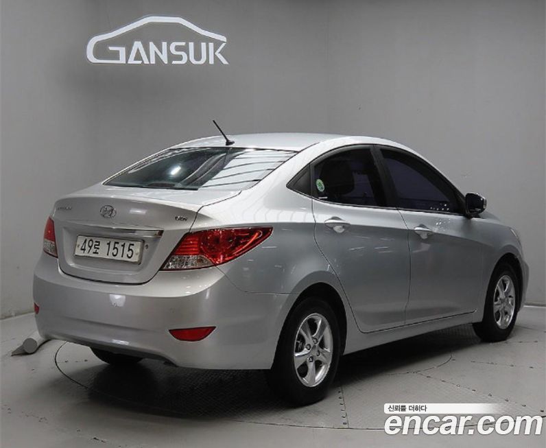Hyundai Accent 2011