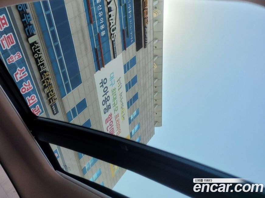 Hyundai Veloster 2012