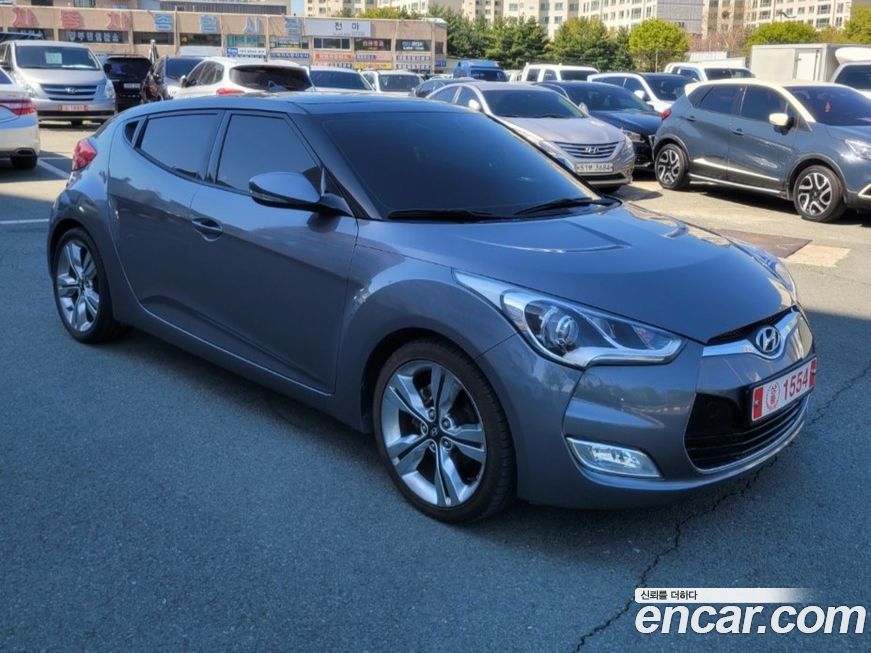 Hyundai Veloster 2012