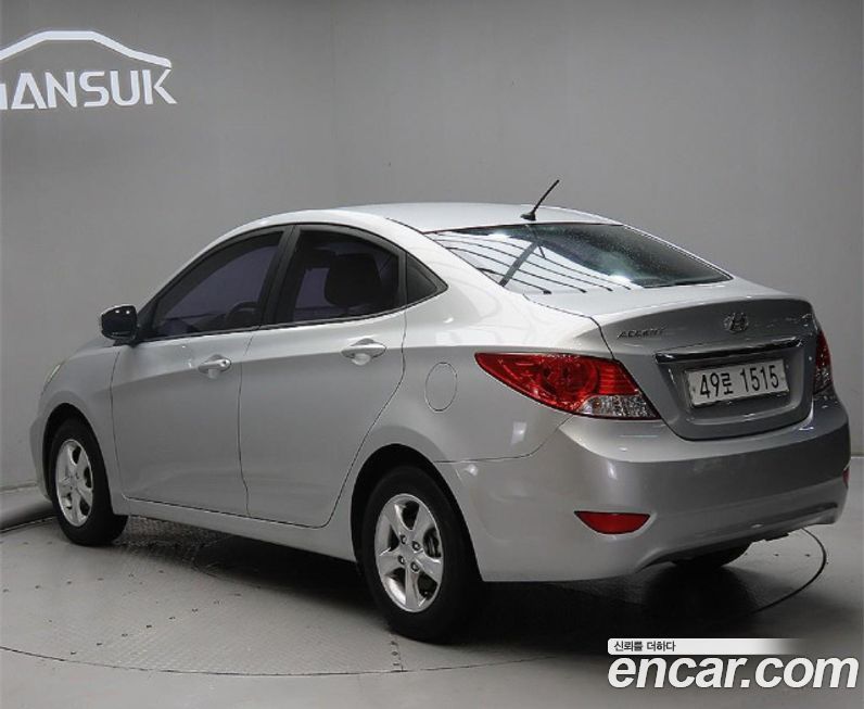 Hyundai Accent 2011