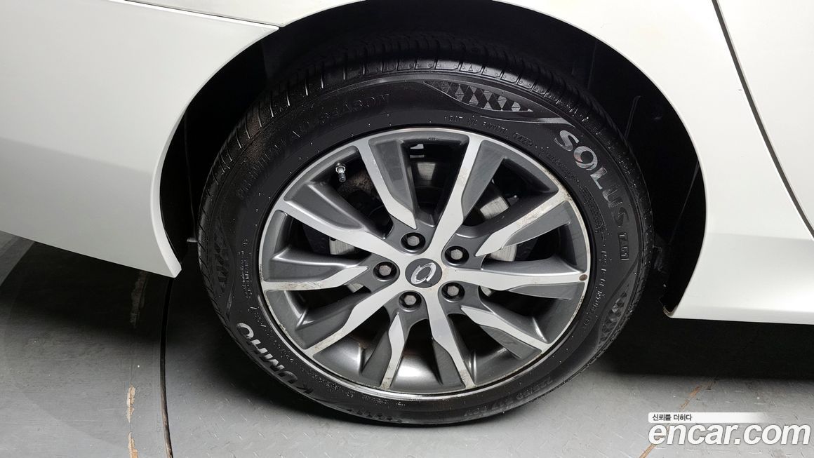 Renault-KoreaSamsung SM5  2013