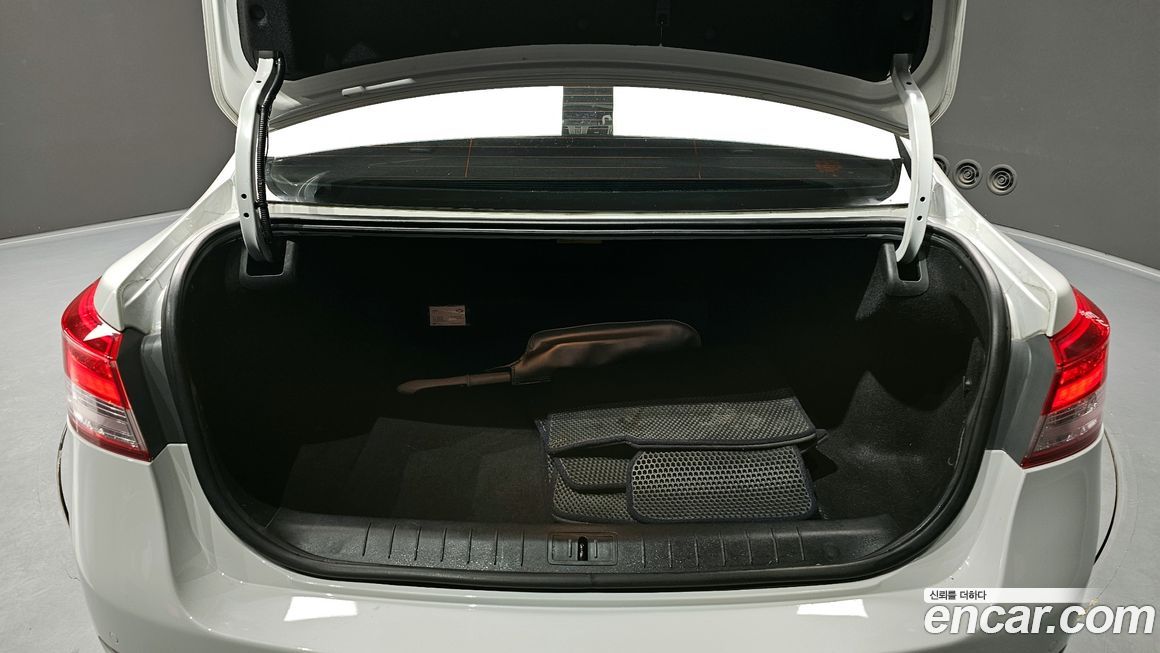 Renault-KoreaSamsung SM5  2013