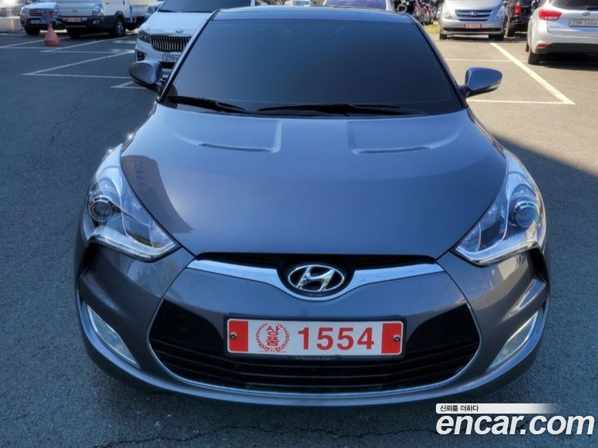 Hyundai Veloster 2012
