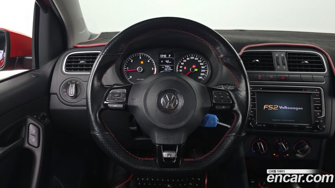 Volkswagen Polo 2014