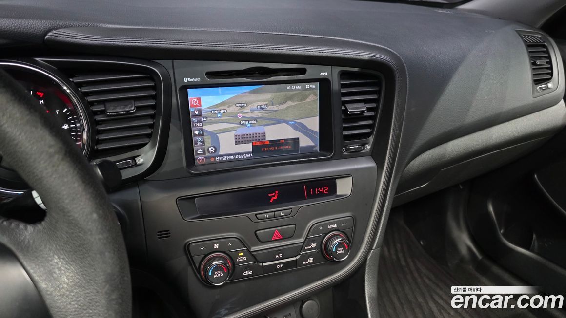 Kia K5 2012