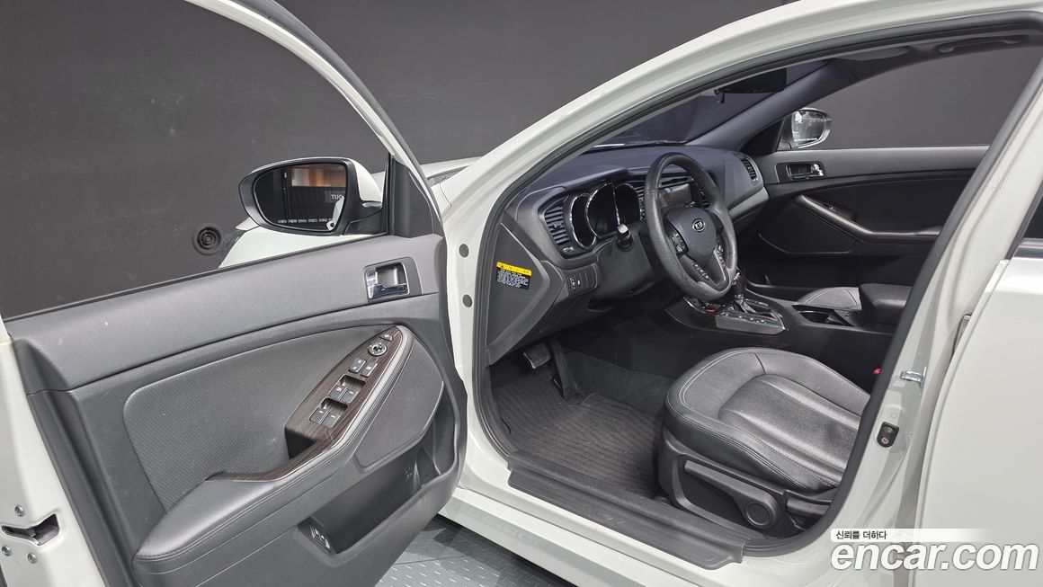 Kia K5 2012