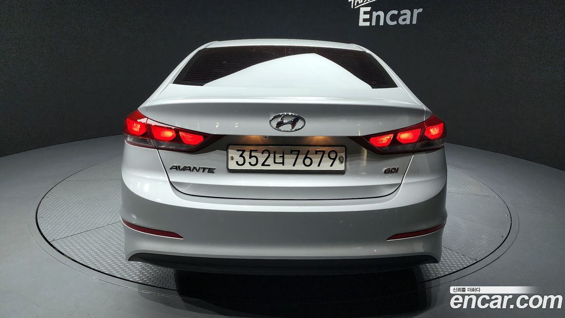 Hyundai AVANTE 2017