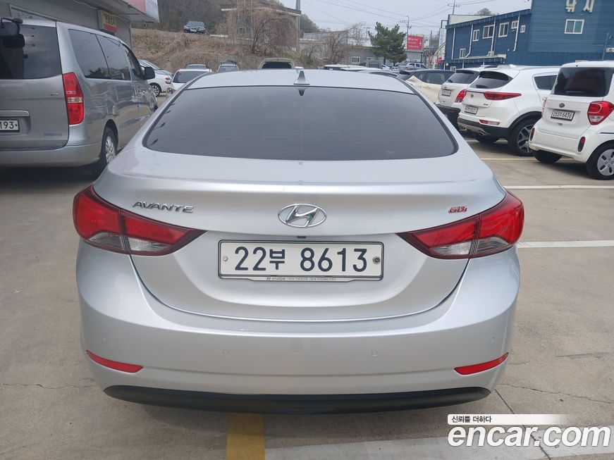 Hyundai AVANTE 2015
