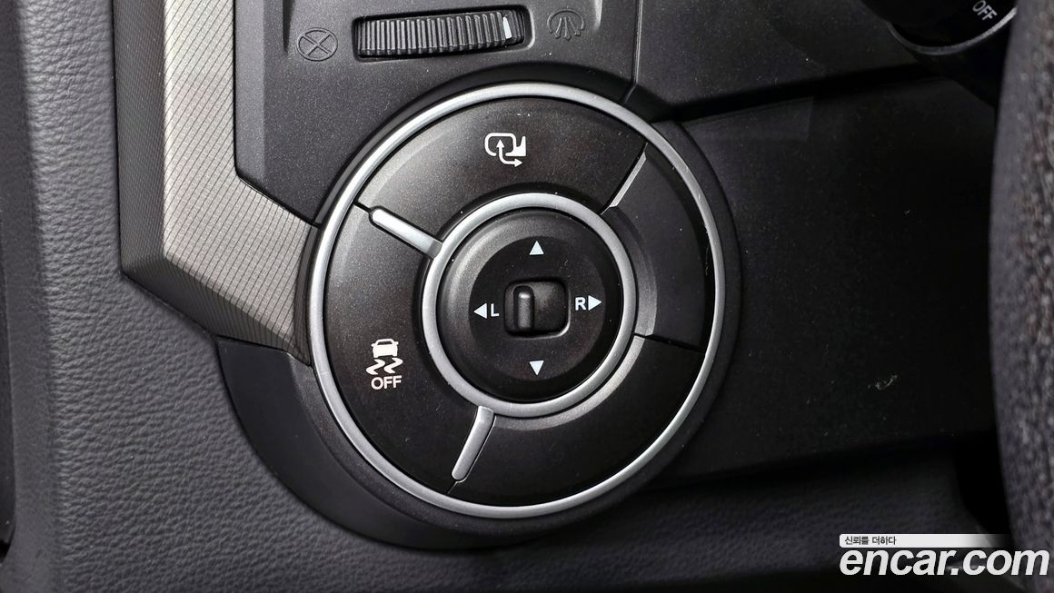 KG_Mobility_Ssangyong KORANDO 2013