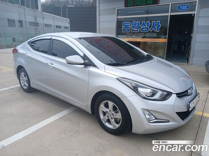 Hyundai AVANTE 2015